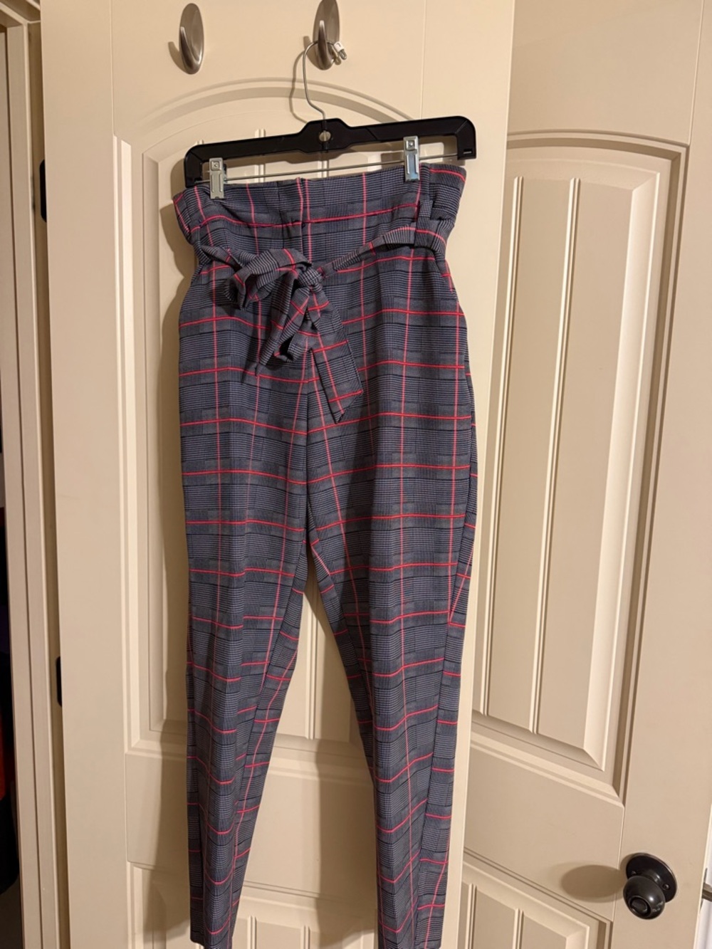 New York & Company Plaid Paperbag Waist Pants Size 10 Tie Waist Tapered